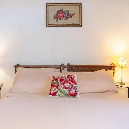 Apartment Charming Florentine Hideout Florence