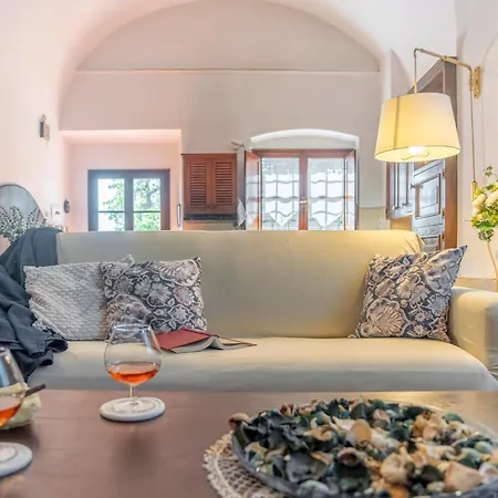Charming Florentine Hideout