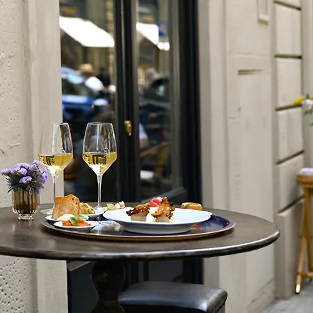 Hotel Helvetia&bristol – Starhotels Collezione
