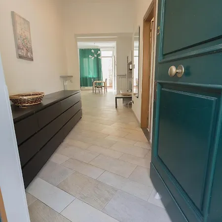 Apartment Amalia Via La Farina Florence