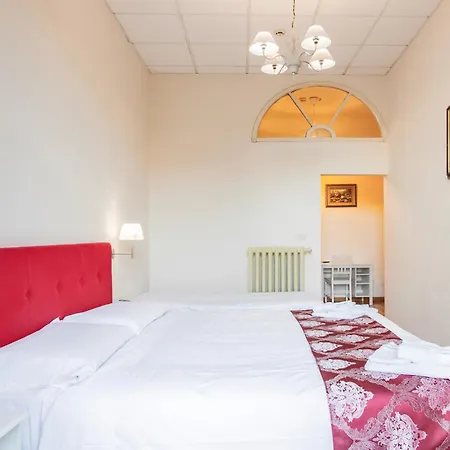 St. Hotell