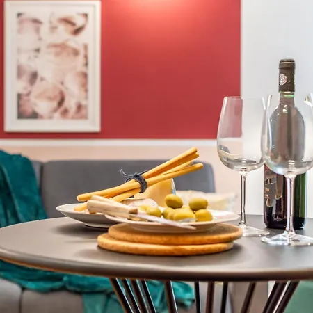 Apartment Wine Moscato Florence
