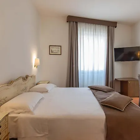 Hotel Machiavelli Palace