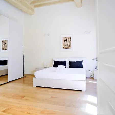 Apartment Fiorino Boutique