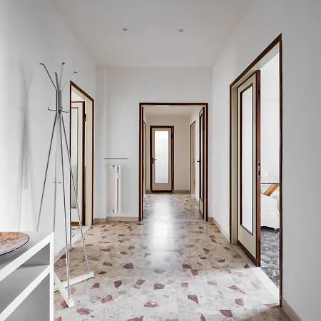 San Jacopino Roomy Flat With Balconies Firenze