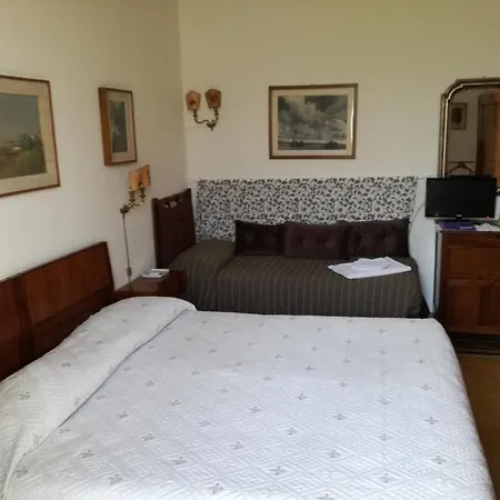By Anna Guest house Florence