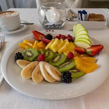 Hotel The Moon Boutique & 4*
