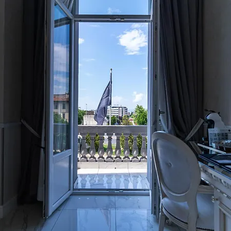 The Moon Boutique & Hotel 4*