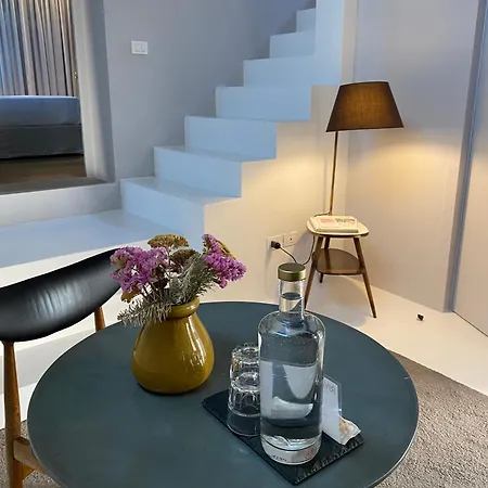 Riva Lofts 4*