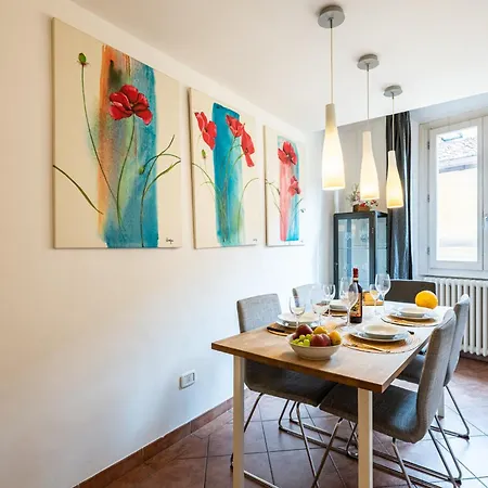 Parione Loft In Town Center Apartment *