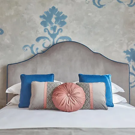 Santarosa Guest house