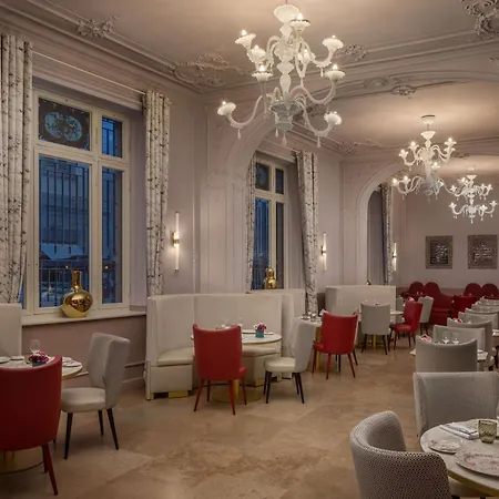 Anglo American Florence, Curio Collection By Hilton Hotel