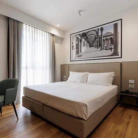 Mh & Hotel