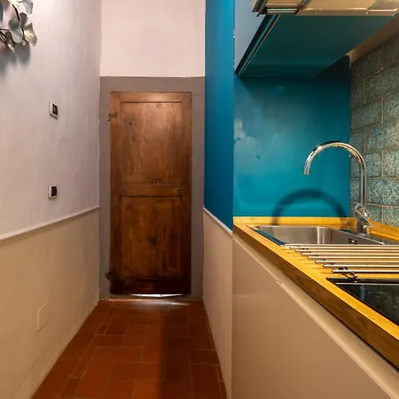 Ardiglione Flat *