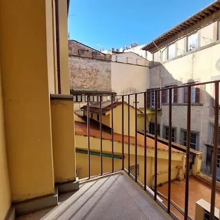 Ponte Vecchio - Luxury - Town Center Florence