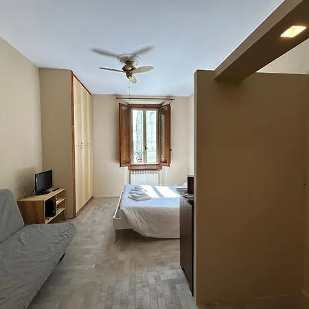 Mayer Apartment *