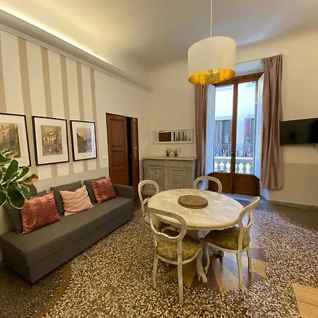 Apartment Proconsolo 9s