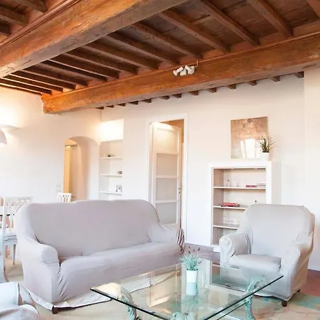 Tornabuoni Charming Apartment *