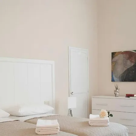 Apartment Tornabuoni Charming Florence