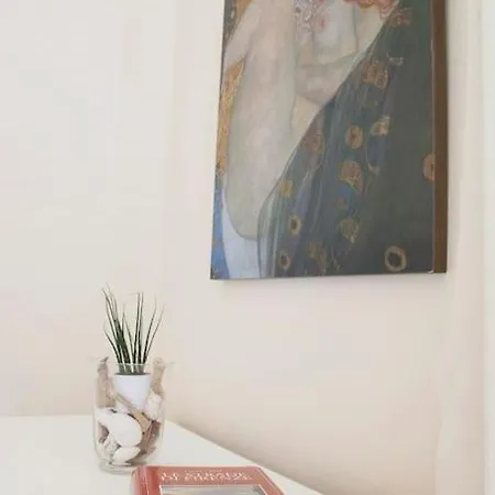 Tornabuoni Charming Apartment *