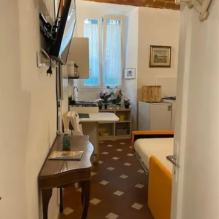 Apartment George's House *