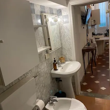 Apartament George's House *