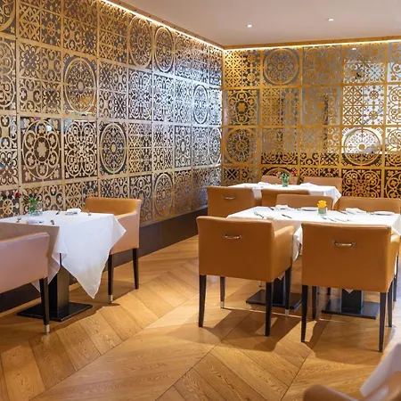 Starhotels Michelangelo 4*