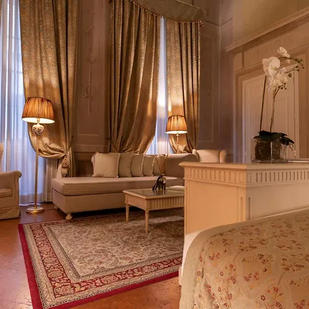 Palazzo Guicciardini 3*