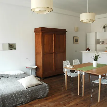 De Cecco Apartment