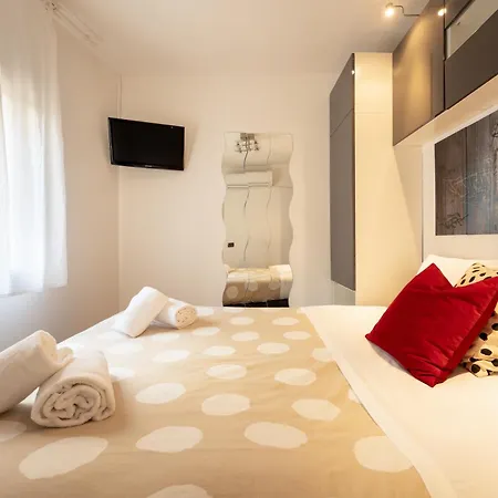 Keys Of Italy - Guantobilo 15 - Unexpensive 1 Bedroom Flat By The Uffizi
