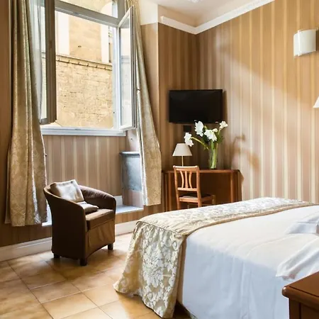 Silla Szálloda 3*