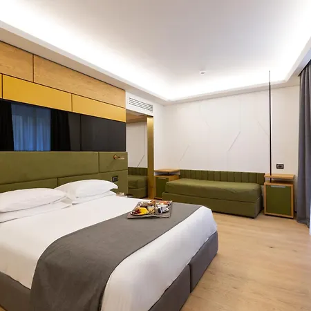 Silla Hotel 3*