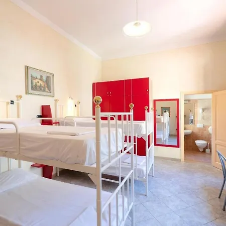 Archi Rossi Hostel