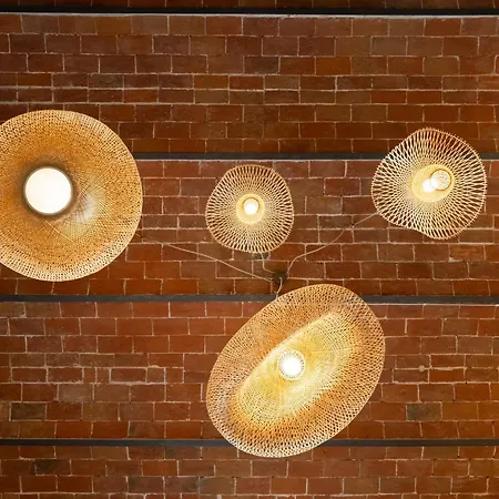 Via Cimabue 8b - Charming - Metropolitan Loft In - 20 Minute Walk To Center - Excellent Base For Exploring - Less Than 5 Minute Walk To The Supermarket - Amazing Bakery On The Corner *