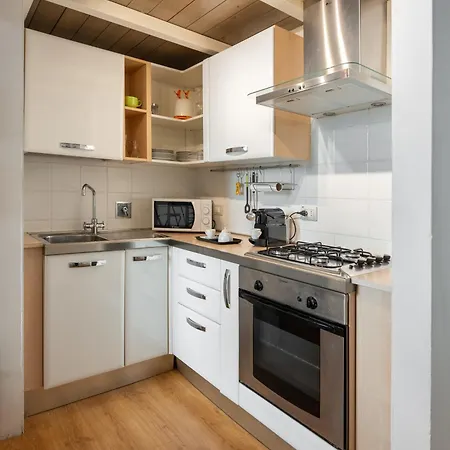Metropolitan Loft: Center Base With Local Charm Florence