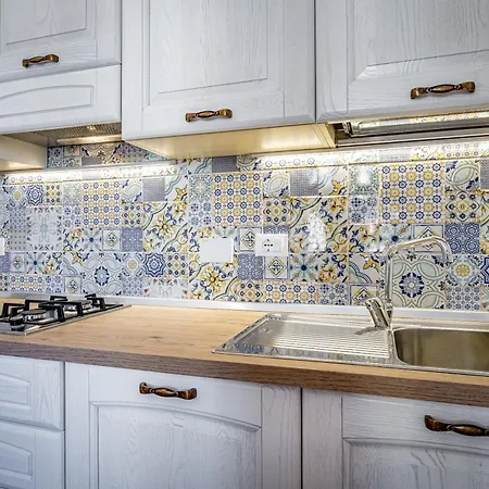Yid Bandini Appartement