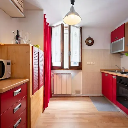 Apartment Keys Of Italy - Mercato 20 - Modern 1 Bedroom Nearby Mercato *