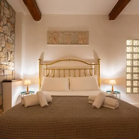Keys Of Italy - Mercato 20 - Modern 1 Bedroom Nearby Mercato Apartment