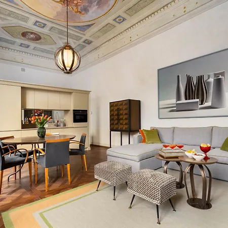 Duchessa Sofia - La Dimora Degli Affreschi Apartment Florence