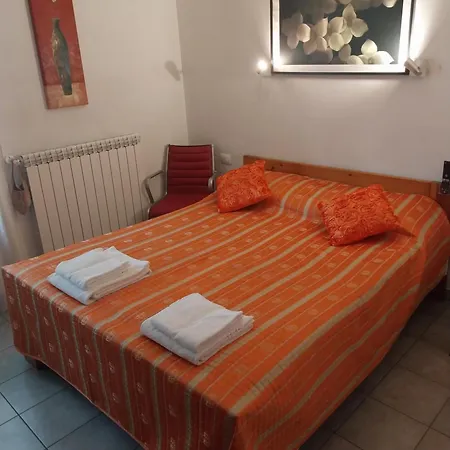 Apartment Bilocale Intero Alloggio *