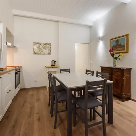 Uffizi 3 Bedrooms By Mmega