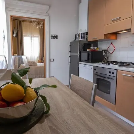 Borgognissanti Ollie's In Centro A Apartment