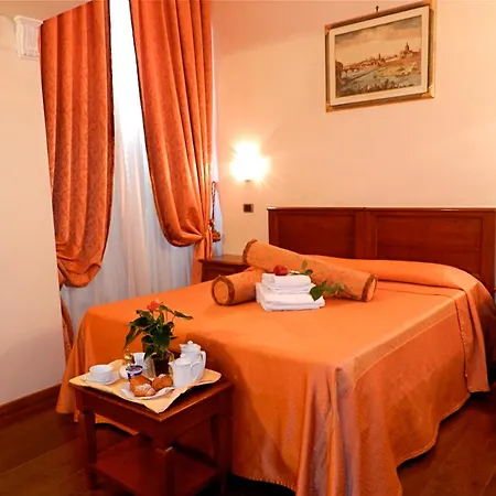 Hotel Domus Florentiae Florencja