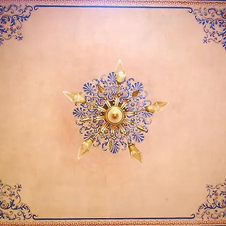 Konukevi La Luna 3*