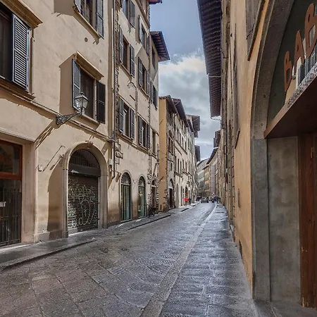 Santo Spirito Flat