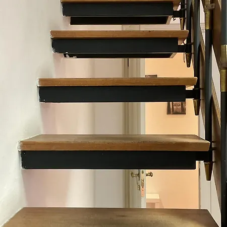 Apartment Apostolino *