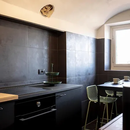 Sweet Santa Croce Apartment
