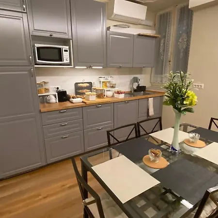 Guest house Alessandra 2*