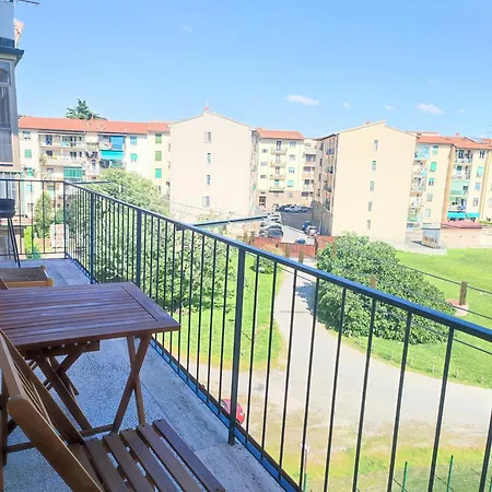 Nice Close To City Center Guest house *
