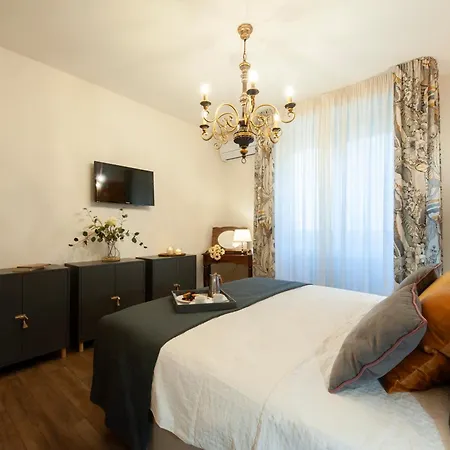 Casa Sorelle - Flo